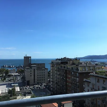 Hh Il Gabbiano 斯培西亚