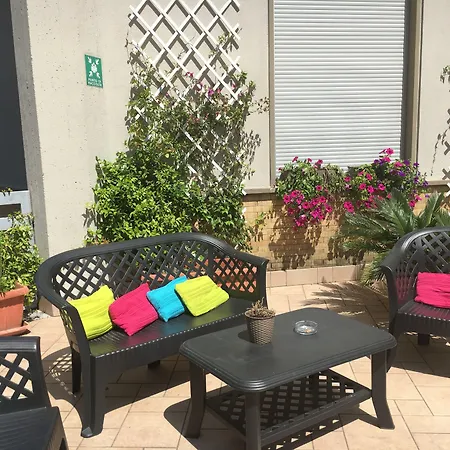 ゲストハウス Hh Il Gabbiano ラ・スペツィア