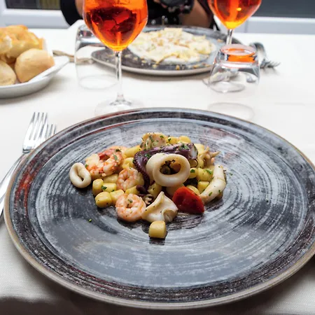 Hh Il Gabbiano 3* ラ・スペツィア