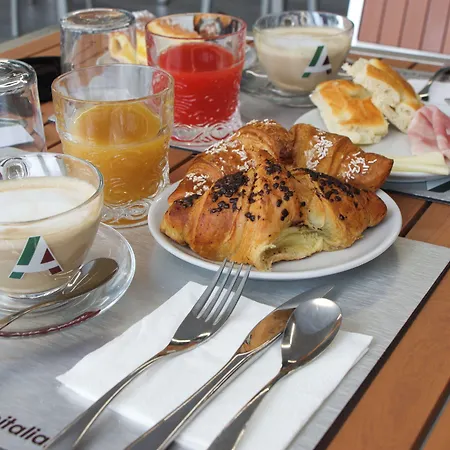 ゲストハウス Hh Il Gabbiano ラ・スペツィア