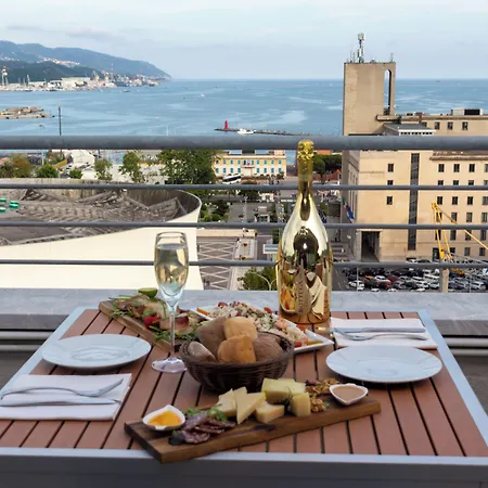 בית הארחה Hh Il Gabbiano לה ספציה